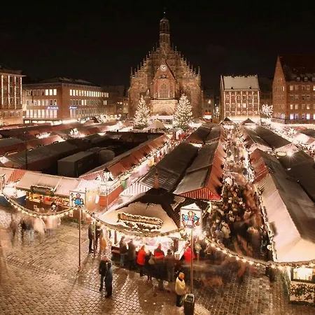 Altstadt-Apartment-Nuernberg-2-Zimmer-Suite-Bis-5-Personen アパート ニュルンベルク